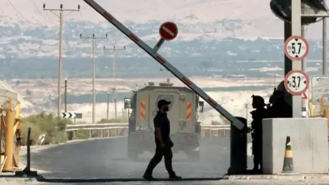 A Pair of Victims Killed in Assault Adjacent to West Bank-Jordan Passage, Israeli Military Confirms