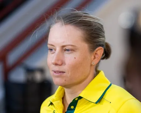 Australia's Female Cricket Team Suffers Unprecedented 102-Run Defeat to Indian Side